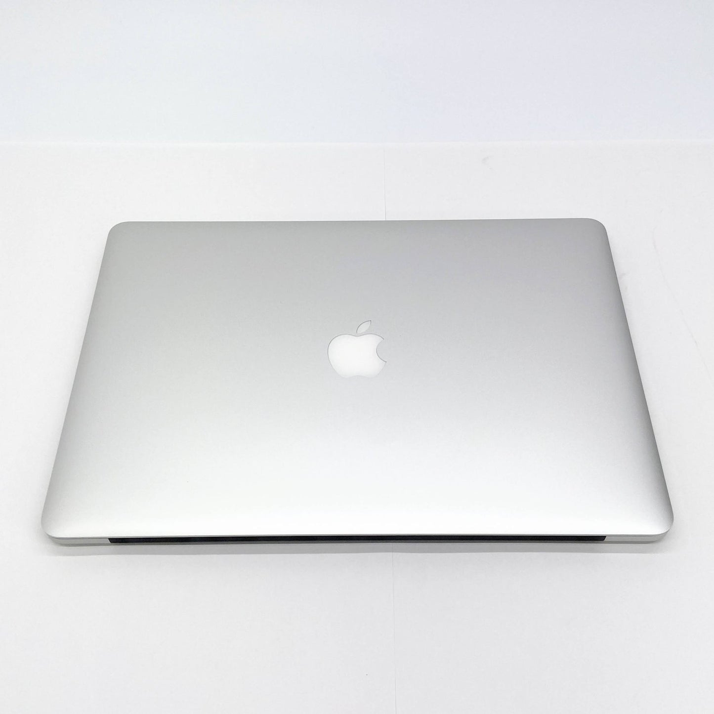 美品 MacBook Pro Retina 15インチ (Mid 2015) Core i7 2.5GHz/16GB/SSD 512GB MJLT2J/A 充放電回数76回 状態:正常付属品完備【C6685-100】