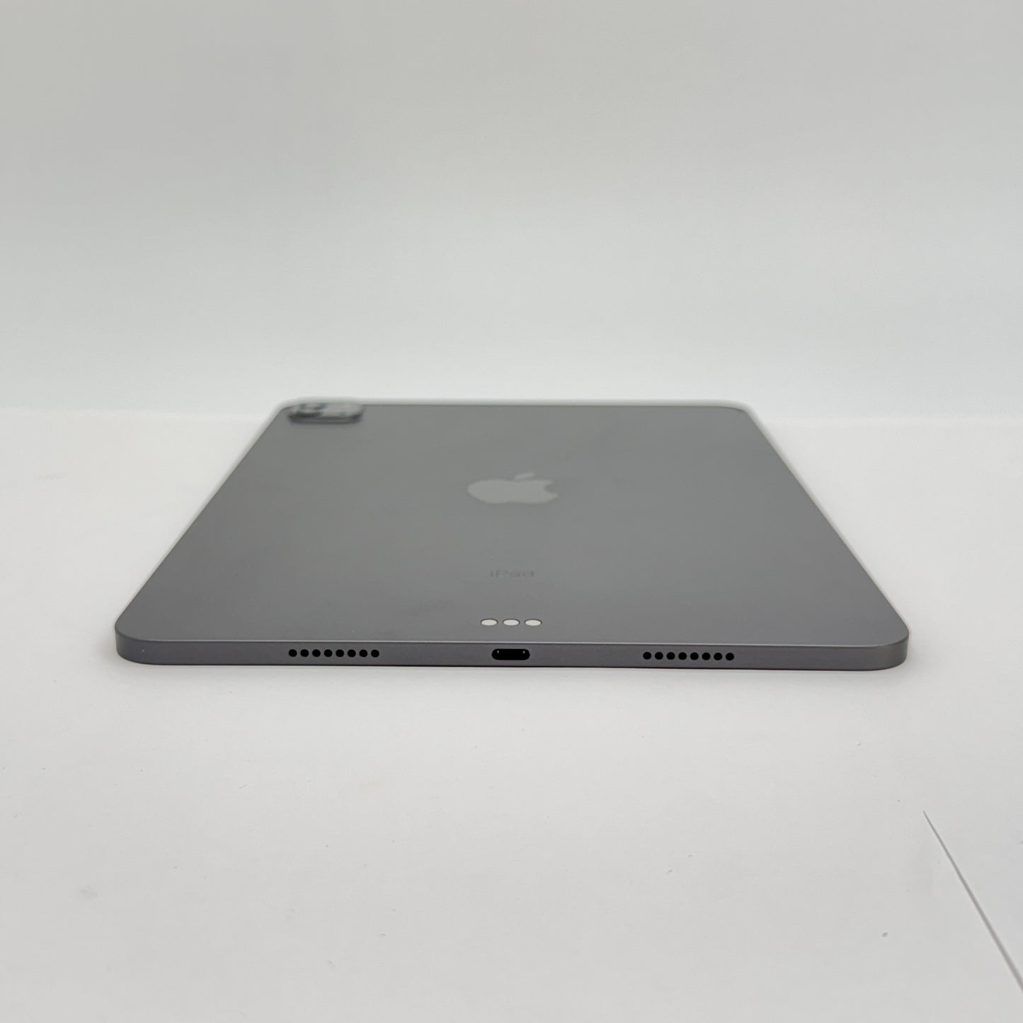 美品 iPad Pro 11インチ 第3世代 Wi-Fi 128GB M1 2021年モデル MHQR3J/A スペースグレイ バッテリー最大容量98%【C7495-80】