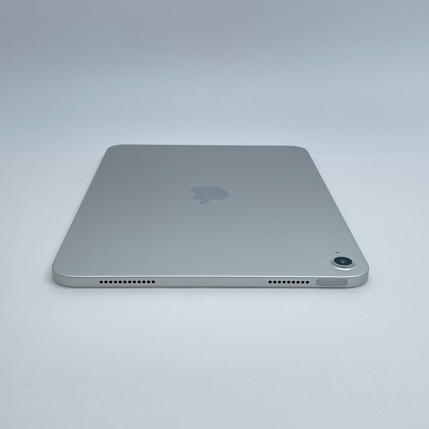 新品同様 美品 iPad11 10.9インチ Wi-Fi 128GB MD3Y4J/A シルバー バッテリー最大容量100%【C7206-60】