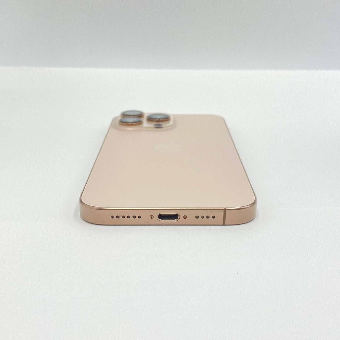 美品 iPhone 16 Pro Max 256GB SIMフリー MYWJ3J/A デザートチタニウム バッテリー最大容量100％ 【C6408】