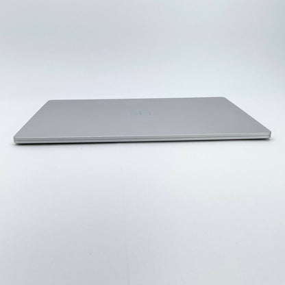 Surface Laptop 3 15インチ VGZ-00018 [プラチナ] Ryzen 5 Microsoft Surface Edition 8GB 256GB Windows11Home バッテリー最大容量85% 【C7753-80】