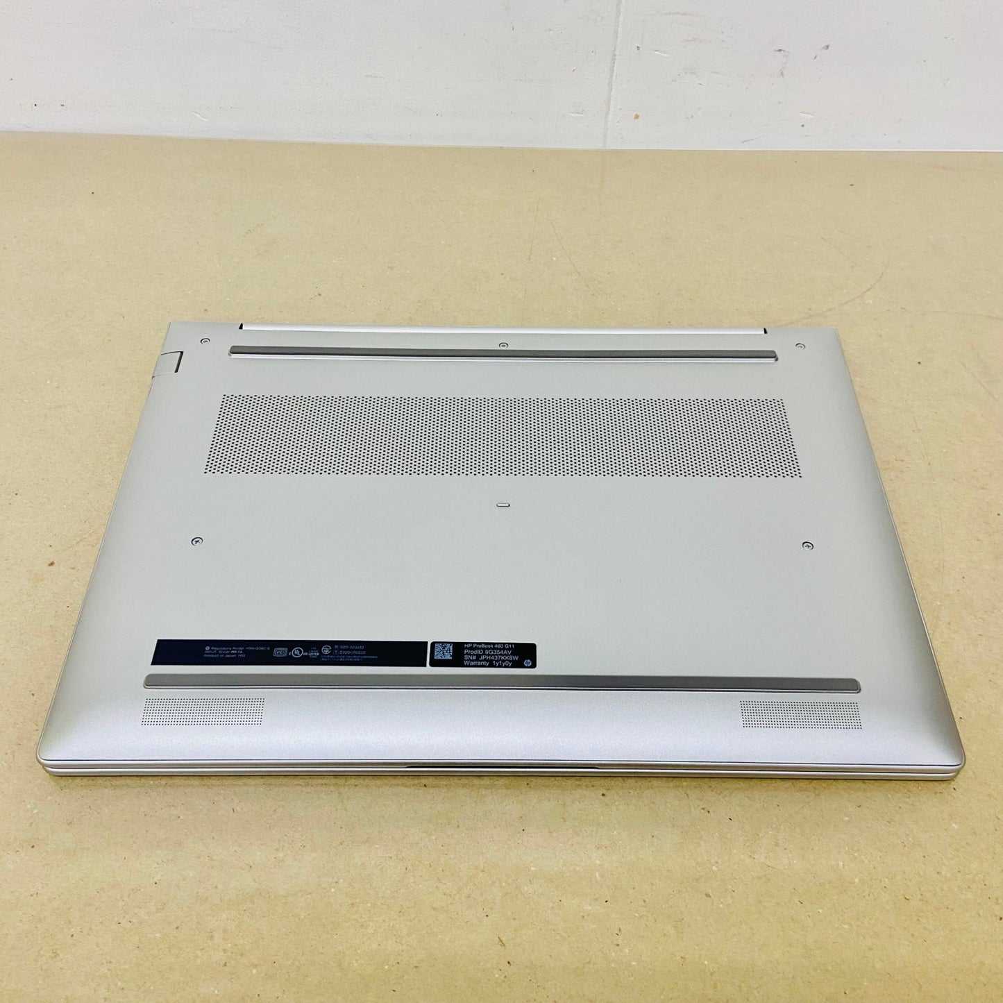 美品 HP ProBook 460 G11 16インチ Core Ultra 5 125U 8GB 256GB Windows 11 Home【C903-100】