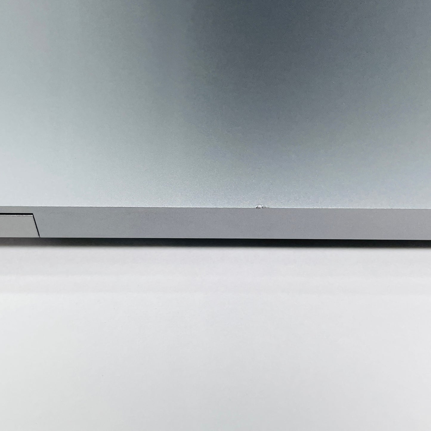 Apple MacBook Pro 2020 13インチ i5 16GB 256GB 付属品完備【C4000-80】