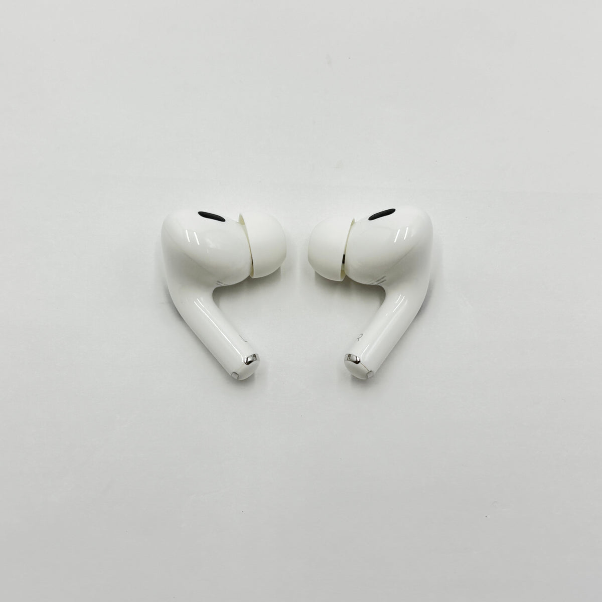 美品 Apple 純正 AirPods Pro 第2世代 MagSafe充電ケース USB-C MTJV3J/A【C9272-60】
