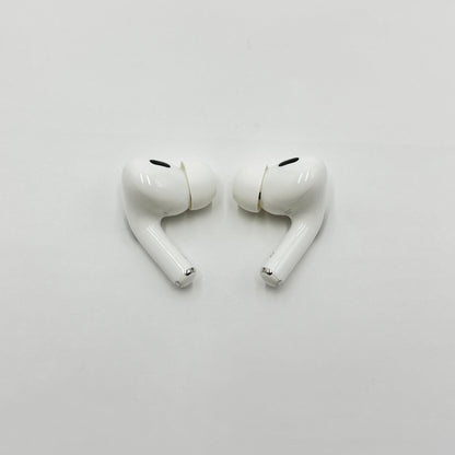 美品 Apple 純正 AirPods Pro 第2世代 MagSafe充電ケース USB-C MTJV3J/A【C9272-60】