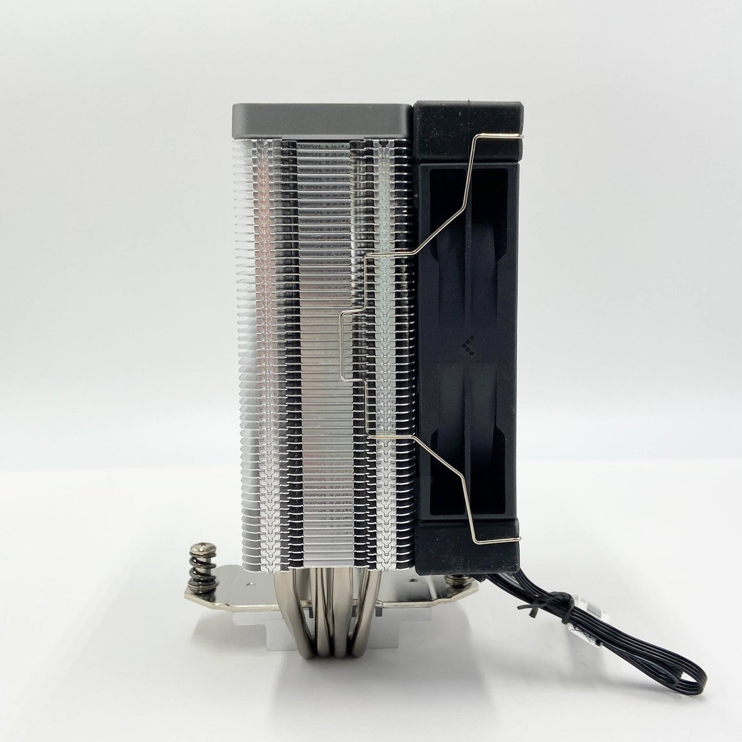 CPUクーラー DEEPCOOL AK400 R-AK400-BKNNMN-G-1	【C5281-80】