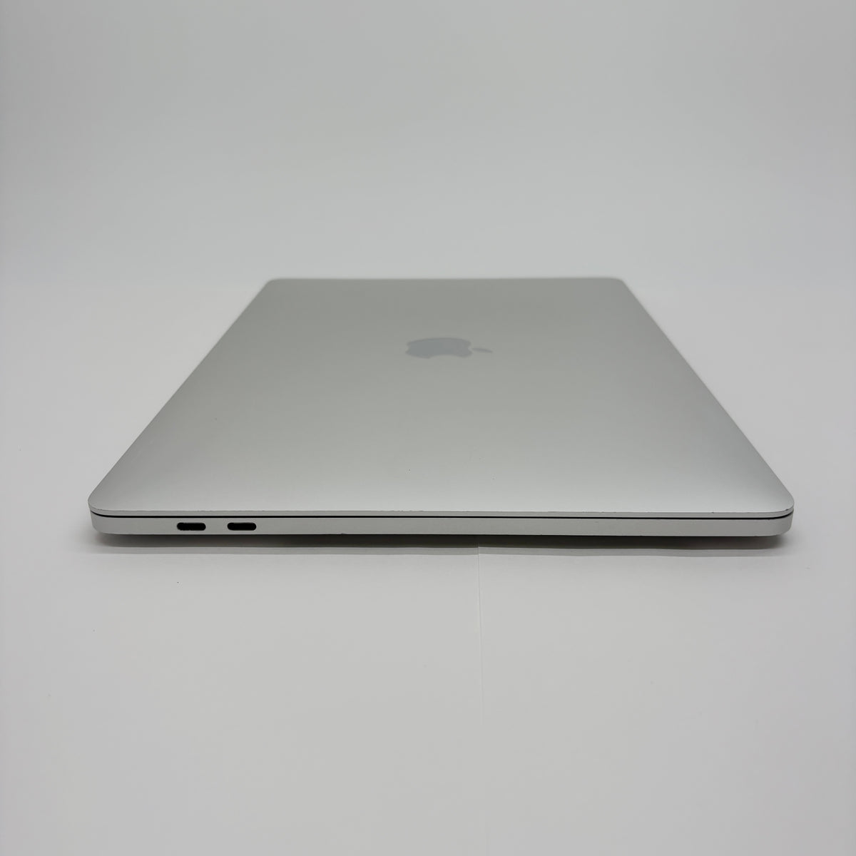 Apple MacBook Pro 2019 13インチ i5 8GB 512GB シルバー 【C9281-80】
