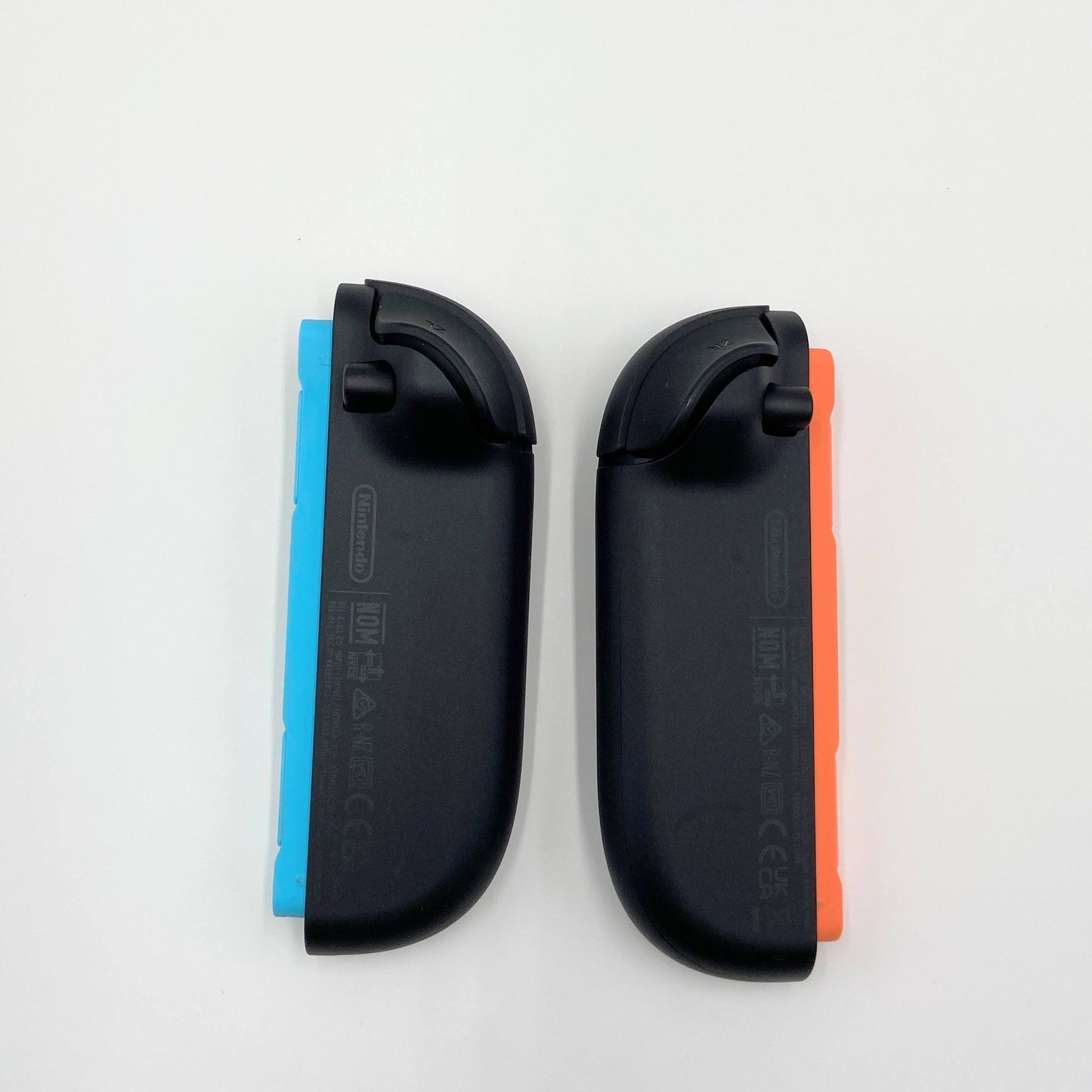 美品 ゲーム機 任天堂 Nintendo Switch 2 (日本語・国内専用) BEE-S-KB6CA 付属品完備【C6116-80】