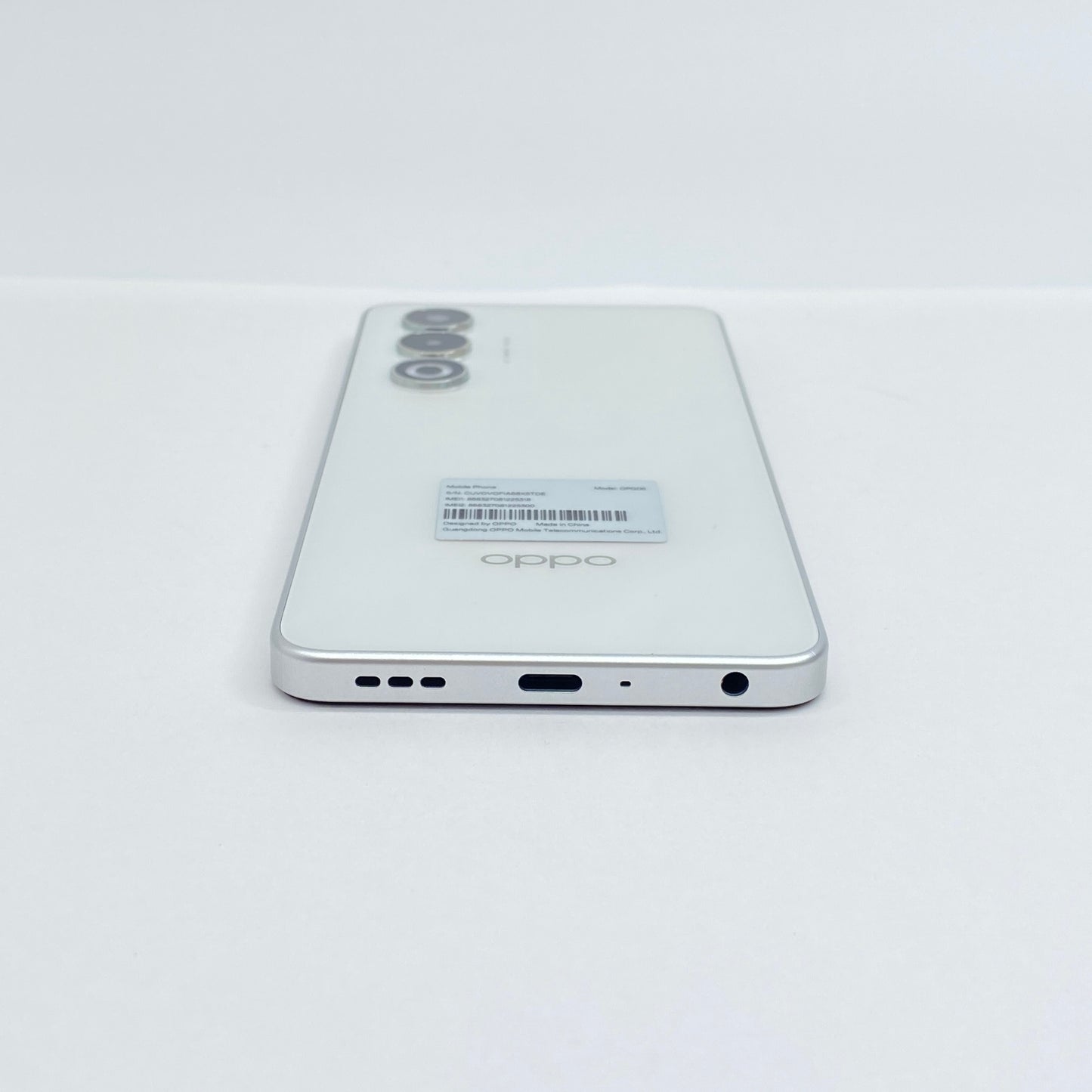 美品 OPPO A5 5G ホワイト 本体 OPG06 AU版 UQ版 SIMフリー 付属品完備【C6777-C】