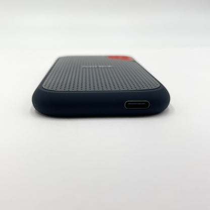 SanDisk Extreme ポータブル SSD 1TB SDSSDE61-1T00 外付けSSD【C8008-N】