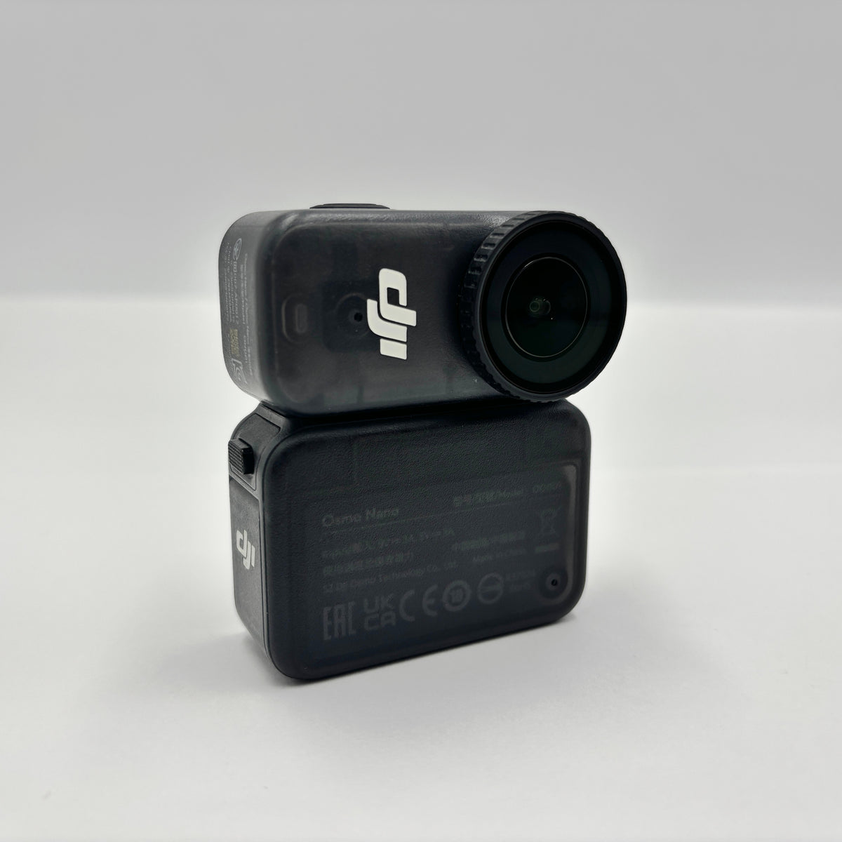 DJI Osmo Nano カメラ ビジョンドック 128GB アクションカメラ【C8895-C】