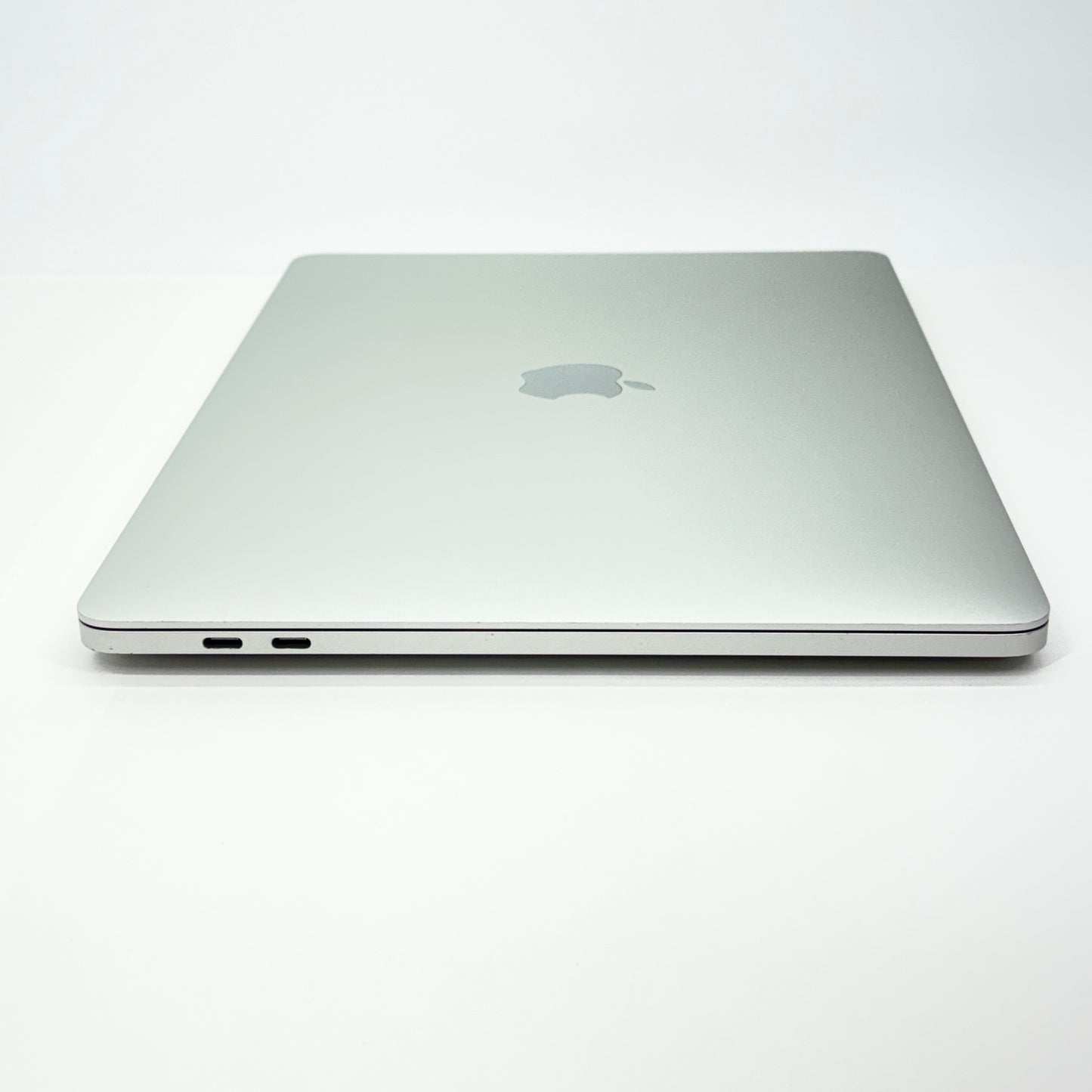 Apple MacBookPro 2020 13インチ i5 1.4 8GB 256GB【C5585-80】