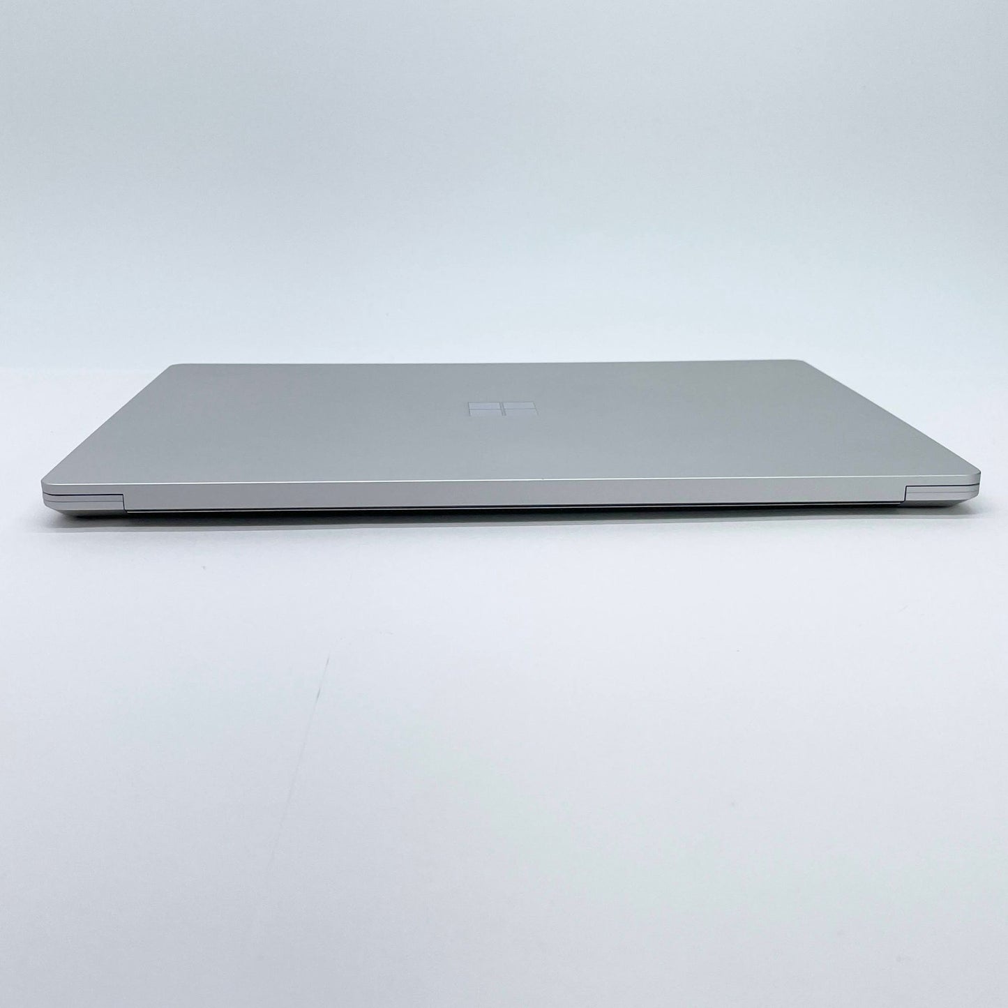 Surface Laptop 3 15インチ VGZ-00018 [プラチナ] Ryzen 5 Microsoft Surface Edition 8GB 256GB Windows11Home バッテリー最大容量85% 【C7753-80】