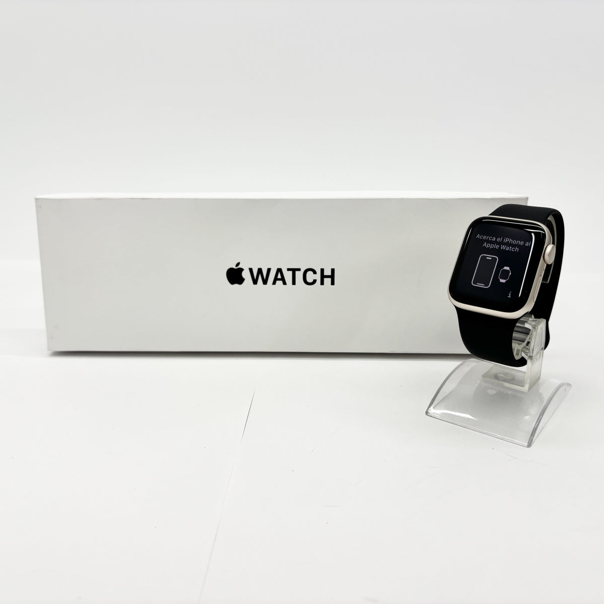 美品 Apple Watch SE3 第3世代 40ｍｍ GPSモデル MEHV4J/A スターライトアルミ+ブラックスポーツバンドS/M 付属品完備【C8966-C】