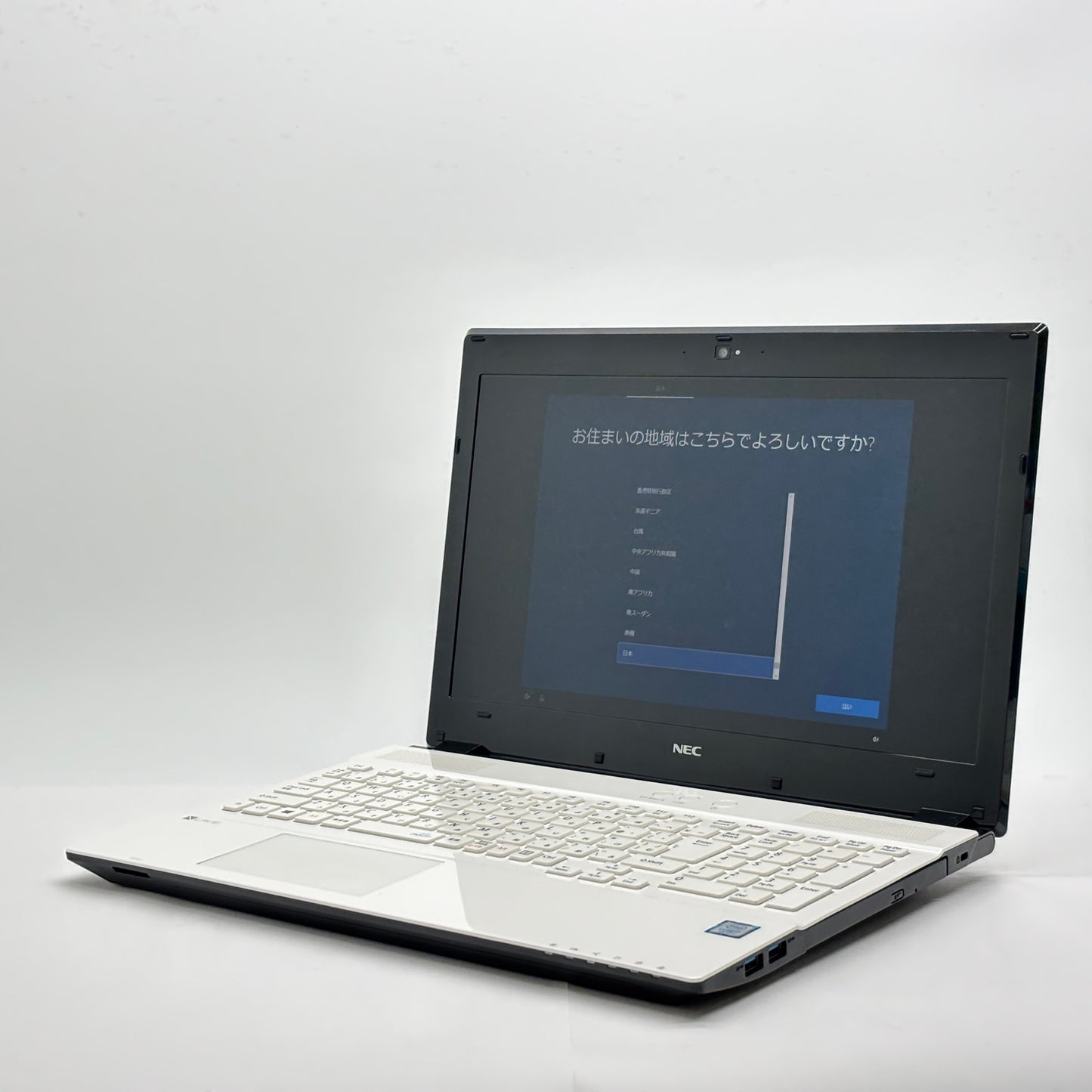 NEC LAVIE Note Standard PC-NS700GAW i7-7500U 8GB SSD500GB Windows10 Home バッテリー最大容量97%【C6758-80】