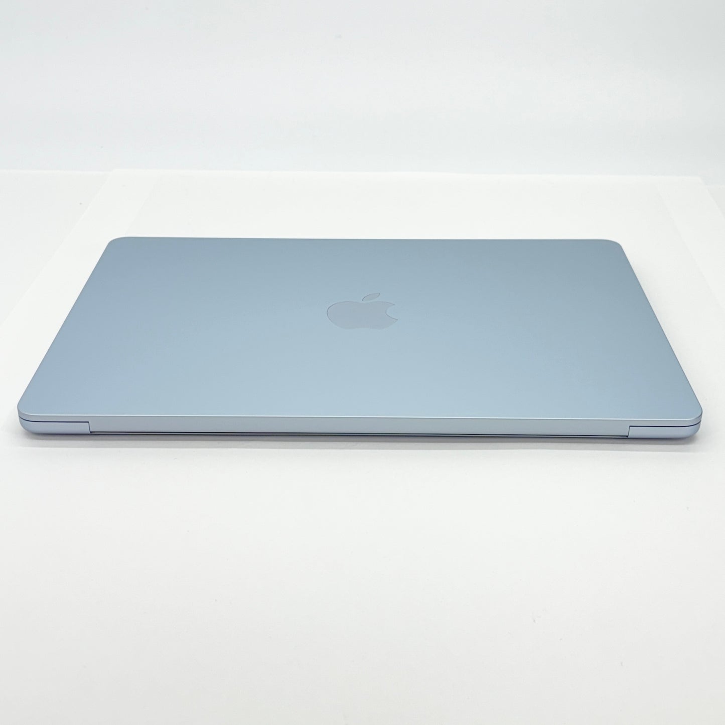 美品 Apple MacBook Air 13インチ MC6T4J/A 2025 M4 16GB SSD256GB 充放電回数5回 バッテリー最大容量100%【C6068-80】