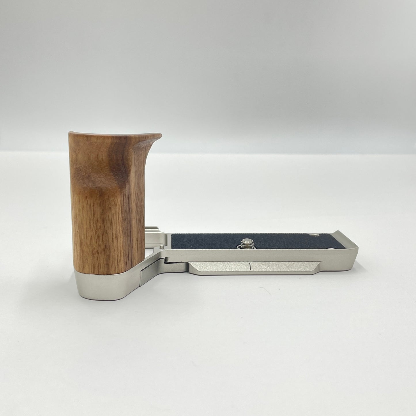 SmallRig A7C II/A7CR用 ハンドグリップ L型 4796B 【C7926-60】