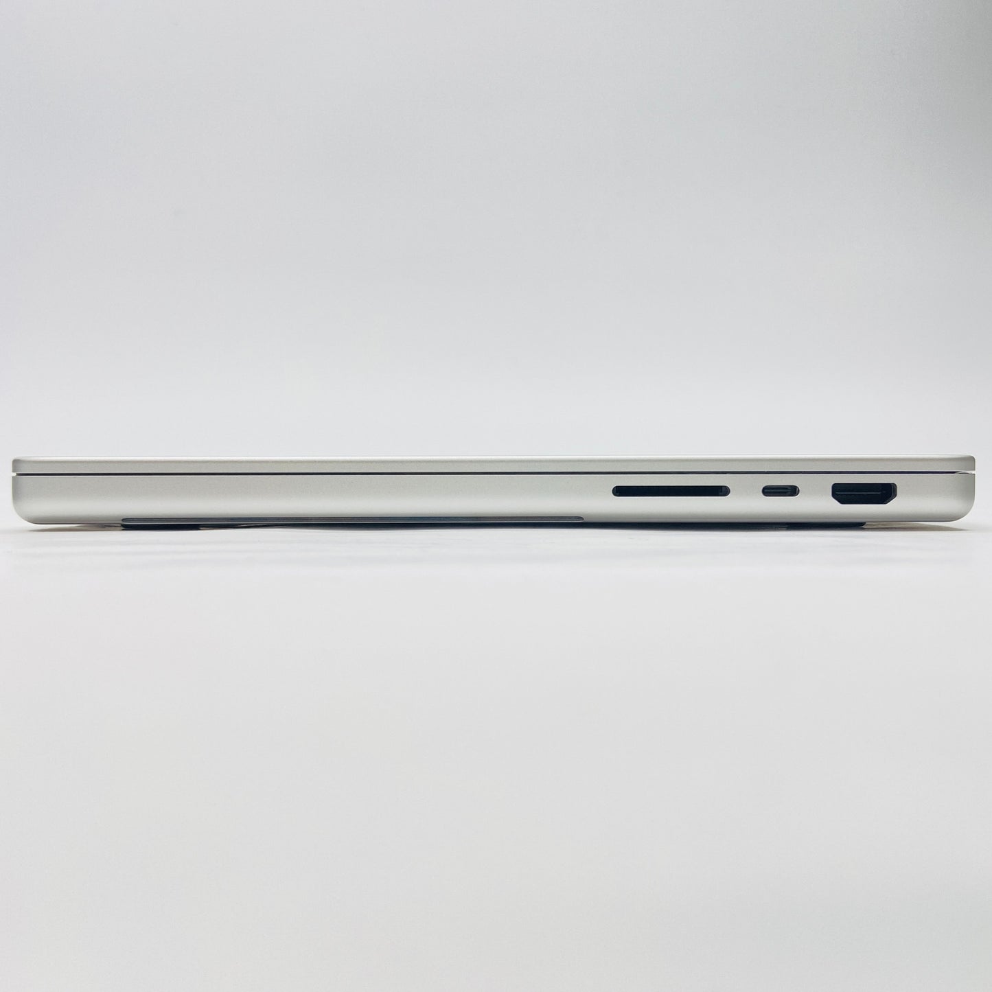 バッテリー最大容量100% 美品 MacBook Pro 14インチ M4Proチップ 24GB 2TB おまけ付き【C4235-80】