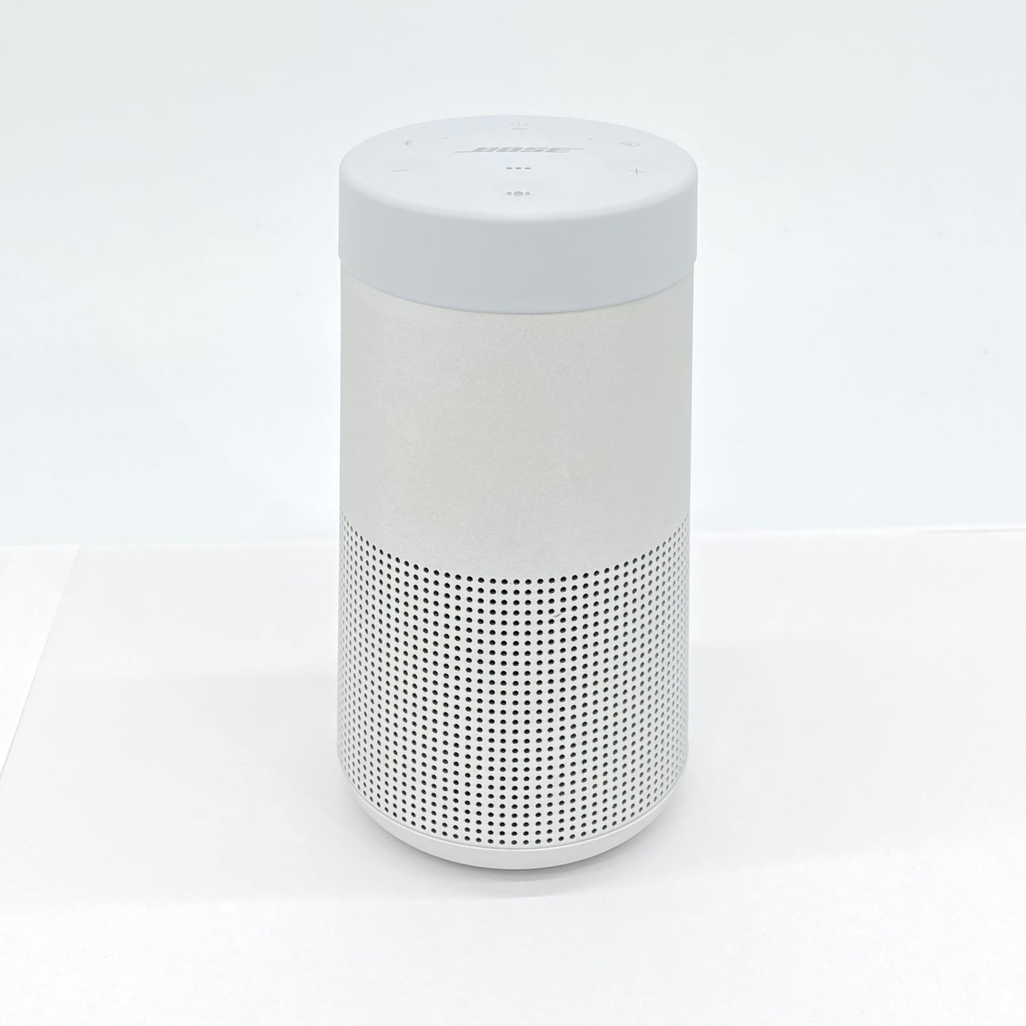 BOSE ボーズ SoundLink Revolve ポータブルワイヤレススピーカー 419357ラックスグレー Bluetoothスピーカー  充電器付き 【C6566-60】
