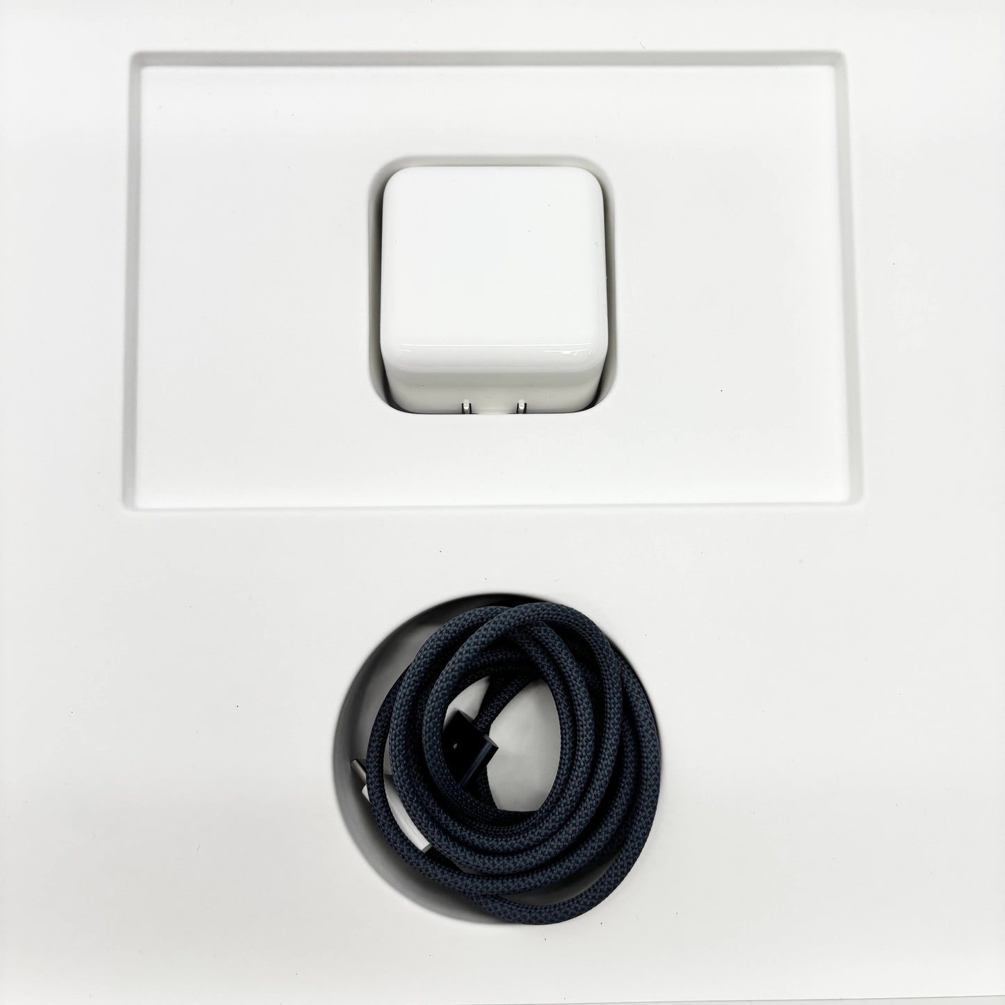 美品 Apple MacBookAir 13インチ M4 24GB 512GB 限定保証あり 付属品完備 バッテリー最大容量100%【C8717-80】