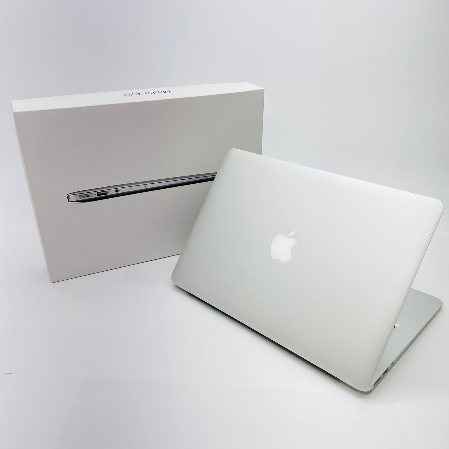Apple MacBook Air 13インチ (Early 2015) Core i5 1.6GHz/8GB/SSD 256GB MMGG2J/A【C4288-80】