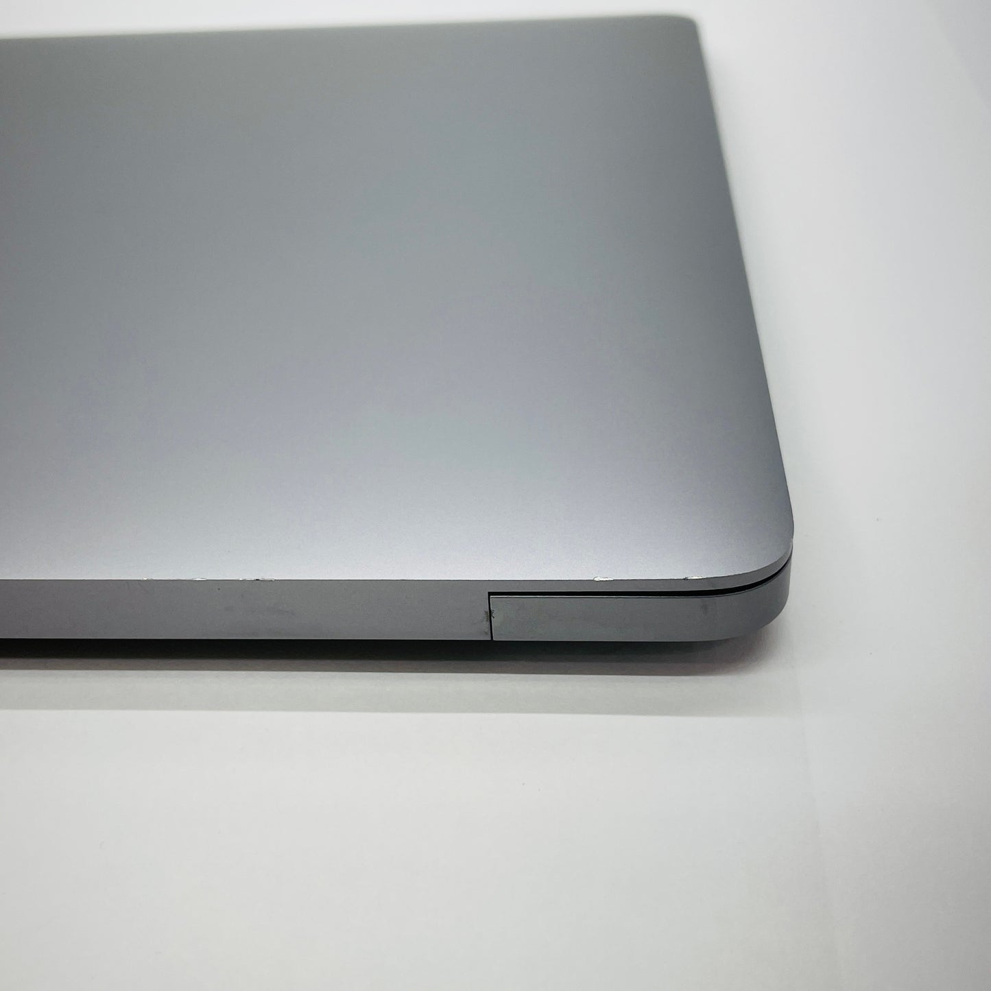 Apple MacBookAir 2020 13インチ Core i3  8GB 256GB 【C4565-80】