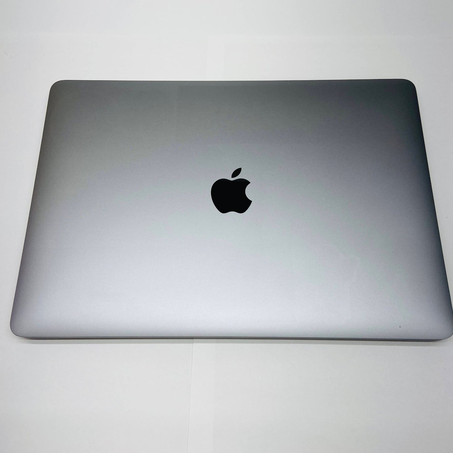 MacBook Pro 2022 13インチ M2 8コアCPU 10コアGPU 16GB 512GB バッテリー最大容量94% 【C3891-80】