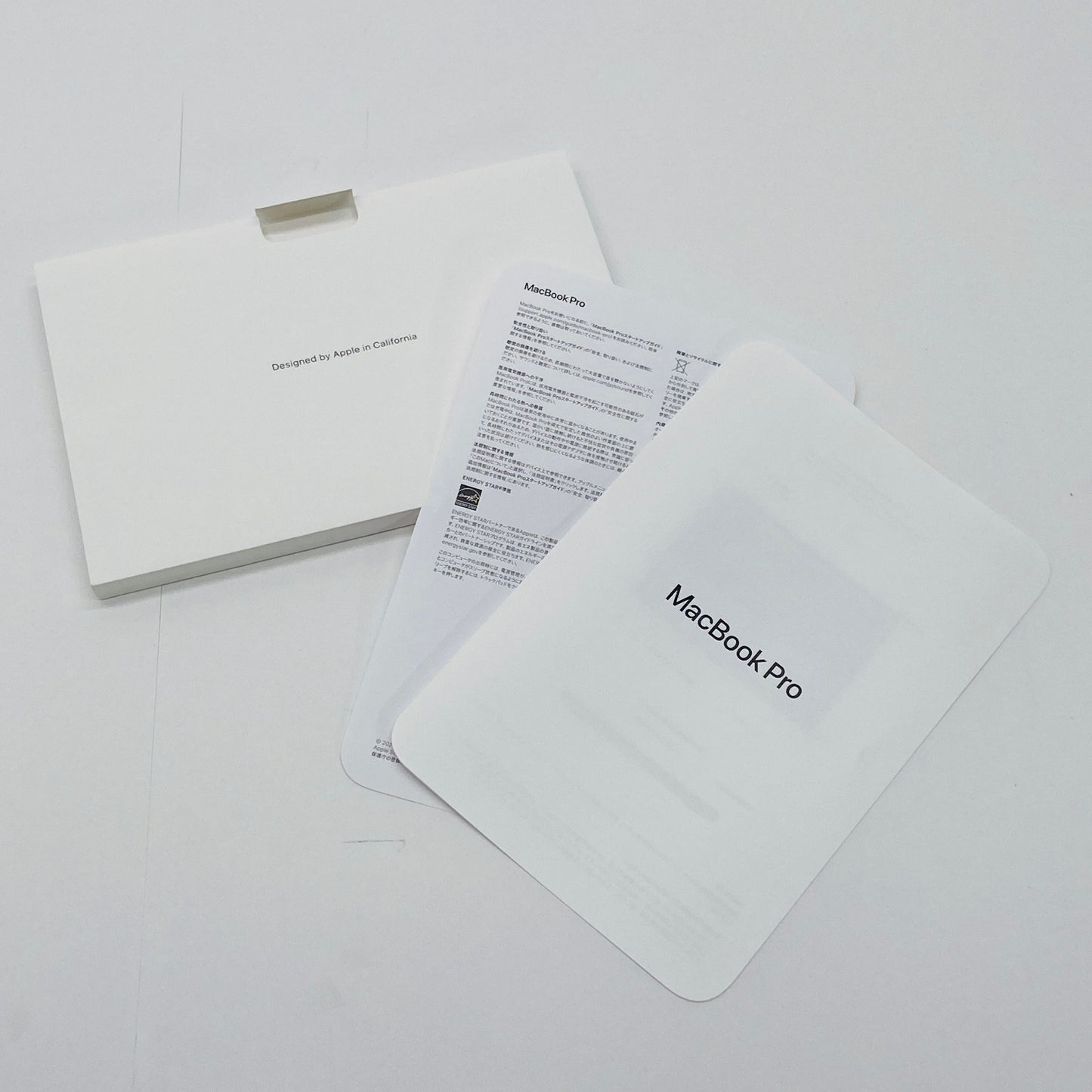 新品同様 美品 Apple MacBook Pro 14インチ M4 2024 MW2U3J/A 16GB SSD 512GB 充放電回数6回 バッテリー最大容量100% 付属品完備【C7909-80】