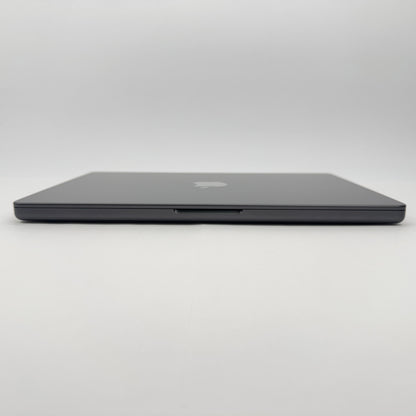 美品 Apple MacBook Pro 14インチ M5 16GB 1TB スペースブラック MDE14J/A バッテリー最大容量100%【C8230-80】