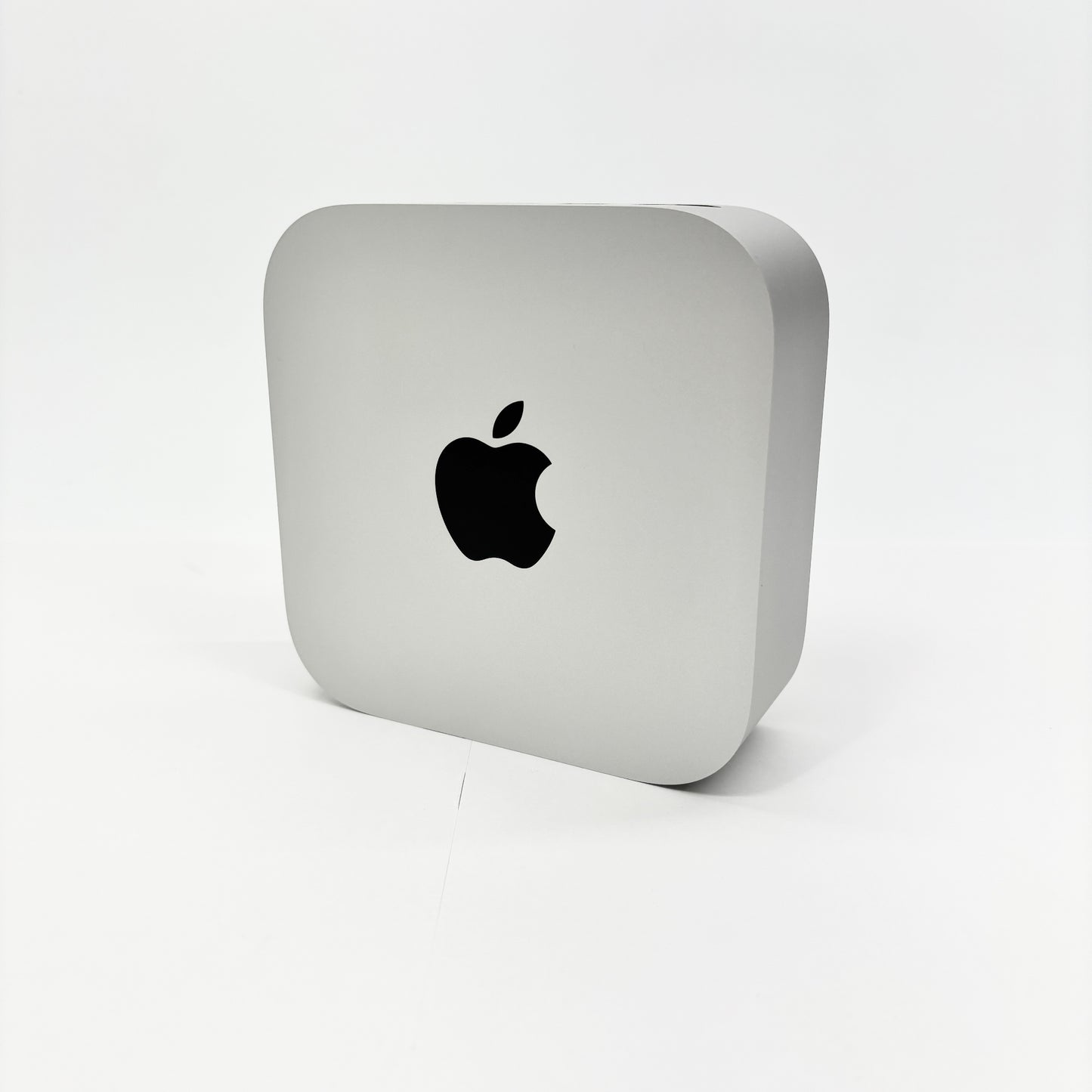美品 Apple Mac mini 2024 M4 24GB 512GB 充電ケーブル付属【C8694-60】