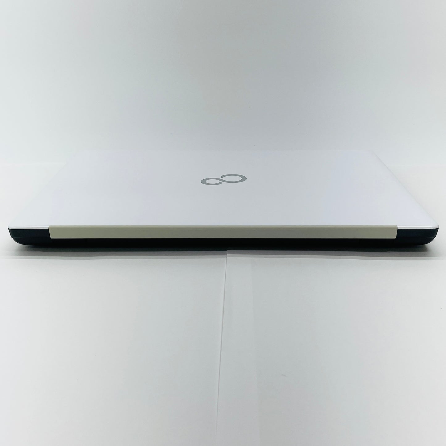 FUJITSU LIFEBOOK AH49/E3 FMVA49E3WZ i5-1135G7 8GB SSD 512GB windows11home【C4004-80】