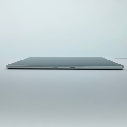 美品 Surface Pro 9 VYW-00007  i5 1235U 8GB 256GB Windows11Home 学生向け特別モデル【C4578-80】