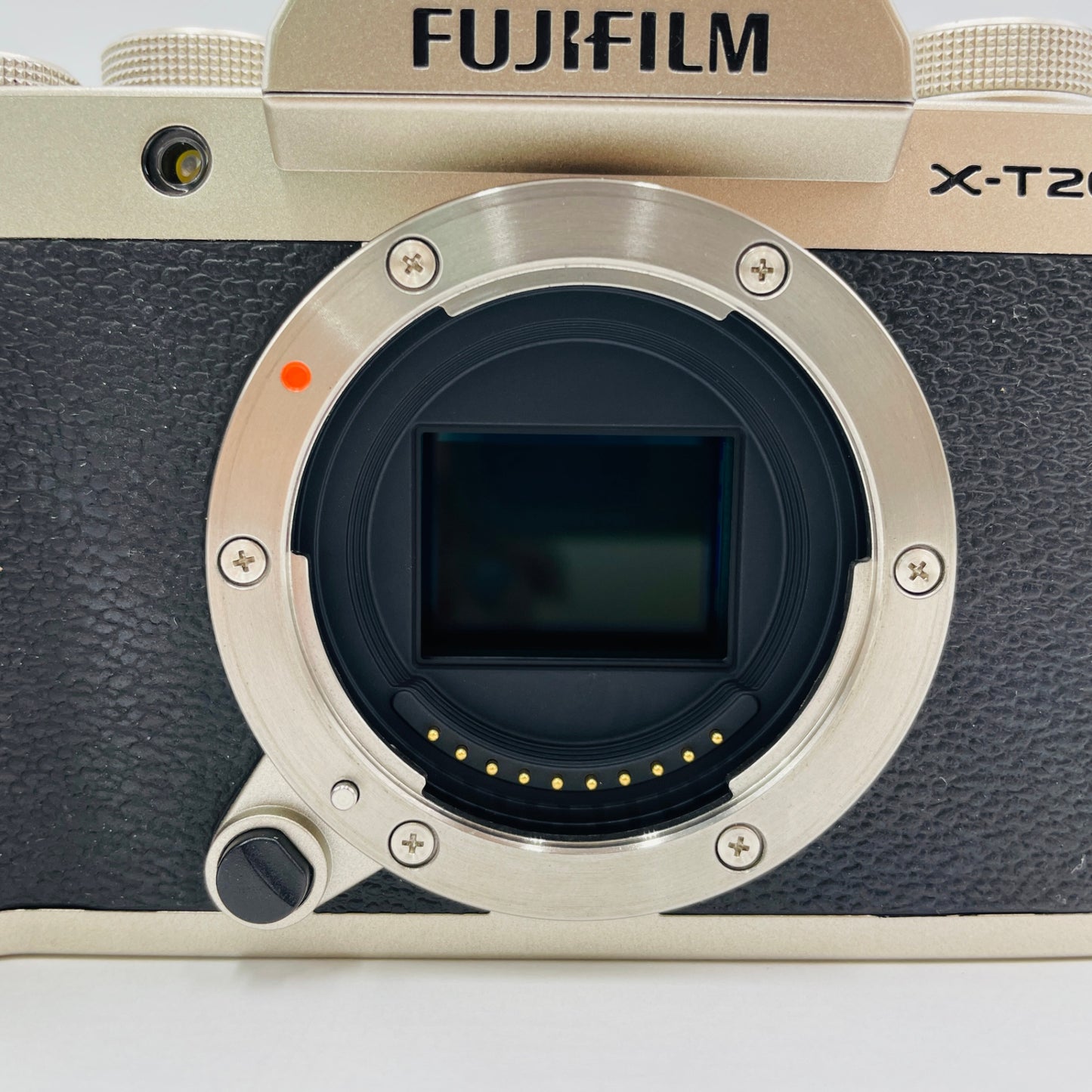 FUJIFILM X-T200 レンズキット 15-45mm F3.5-5.6 シャンパンゴールド【C4332-80】