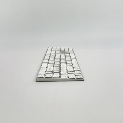 Apple Magic Keyboard テンキー付き (JIS) A1843 [シルバー]【C7132-80】