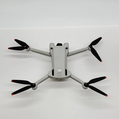 美品 DJI Mini 3 Pro  Fly More コンボ　MT3M3VD 【C7649-100】