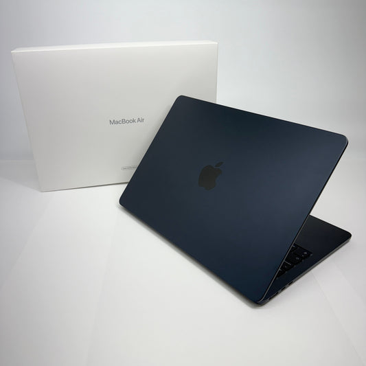 新品同様 美品 Apple MacBook Air M4 13インチ FW123J/A ミッドナイト 16GB 256GB  バッテリー最大容量100% 限定保証あり　【C5142-80】