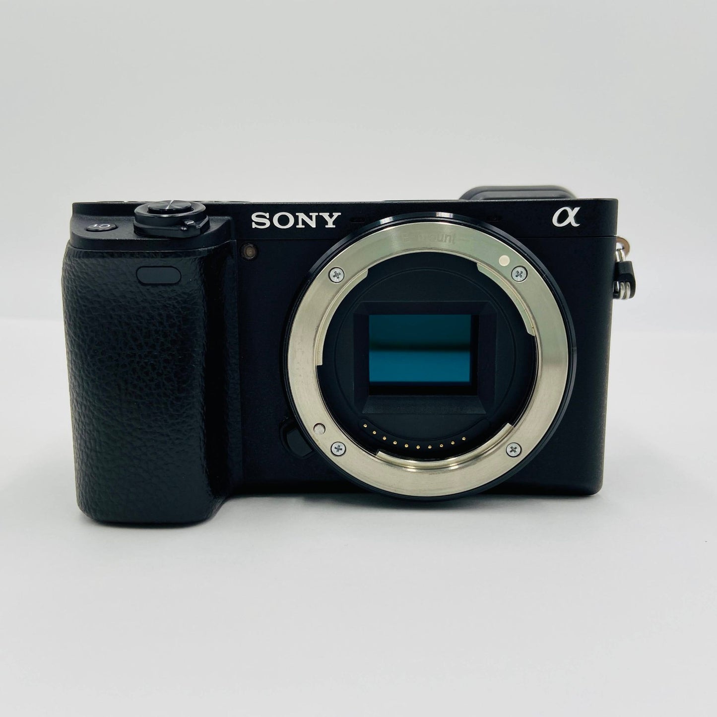 SONY α6400 ILCE-6400M 高倍率ズームレンズキット C3809 80サイズ発送