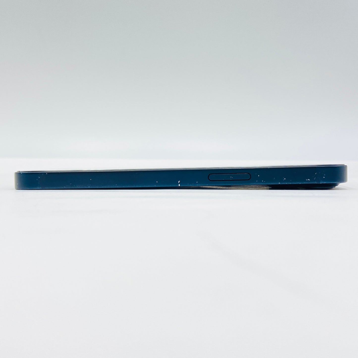 Apple iPhone13 256GB MLNH3J/A SIMフリー ミッドナイト【C4325-C】