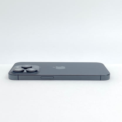 iPhone 15 Pro 1TB SIMフリー版 MTUQ3J/A ブラックチタニウム 充放電回数609回 バッテリー最大容量85% 箱のみ付属【C7098-C】