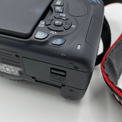 美品 キャノン Canon EOS Kiss X5 EF-S 18-55IS II キット シャッター回数1,155 【C5537】