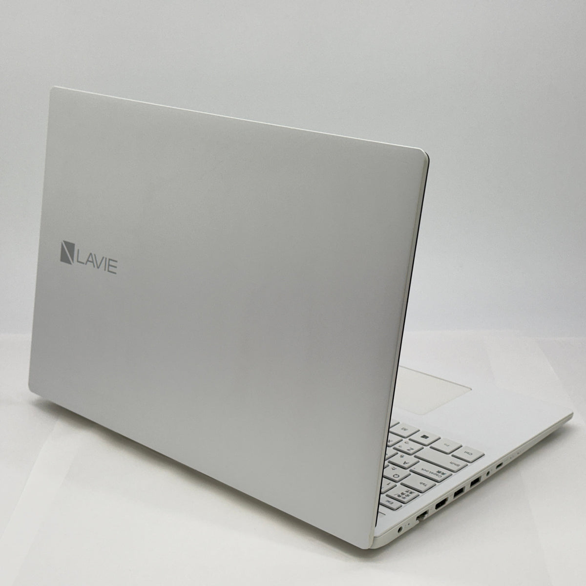 NEC LAVIE PC-GN287JGAS i7 1165G7 8GB SSD512GB Windows11Home バッテリー最大容量89% 【C9516-80】