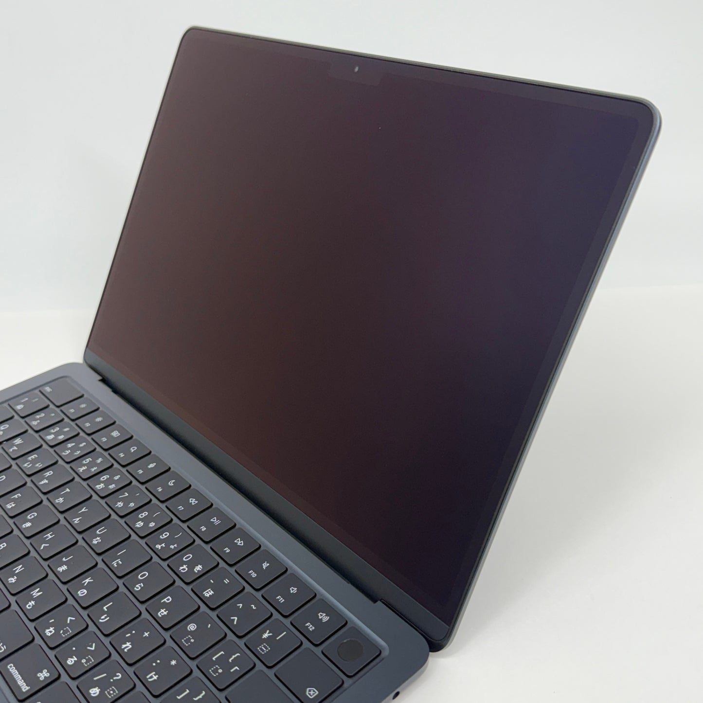 新品同様 美品 Apple MacBook Air M4 13インチ FW123J/A ミッドナイト 16GB 256GB  バッテリー最大容量100% 限定保証あり　【C5142-80】