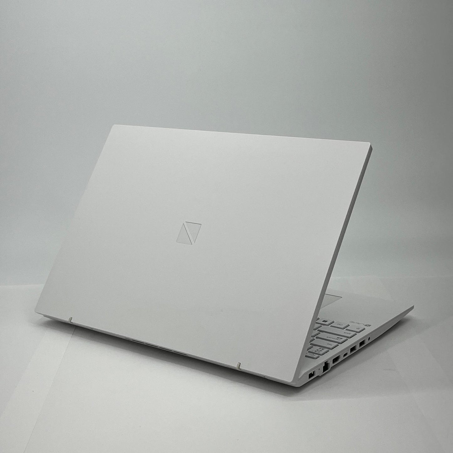 美品 LAVIE Direct N16 GN176A/BZ PC-GN176ABDZ i7-1255U 16GB SSD 256GB バッテリー最大容量96% サイクルカウント21回【C5662-80】