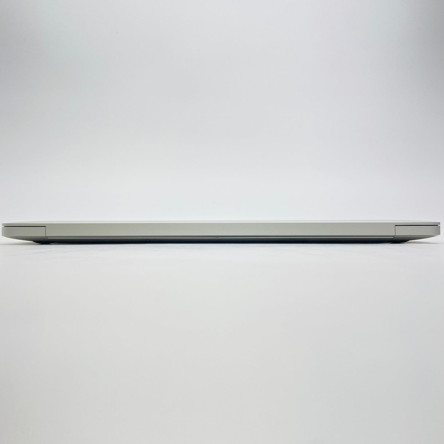 Apple MacBookAir 2020 13インチ i3 8GB 256GB 充放電回数27回【C4076-80】