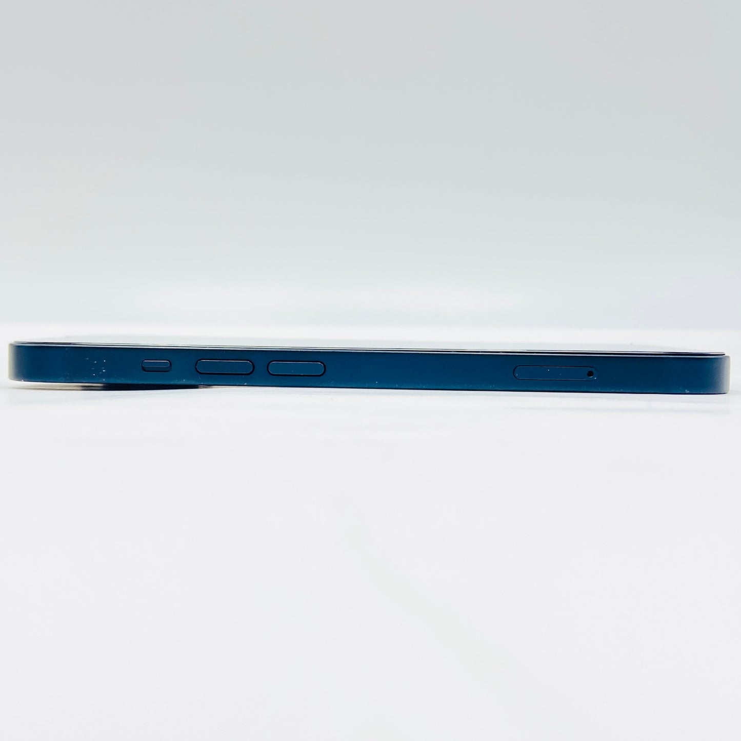 Apple iPhone13 256GB MLNH3J/A SIMフリー ミッドナイト【C4325-C】