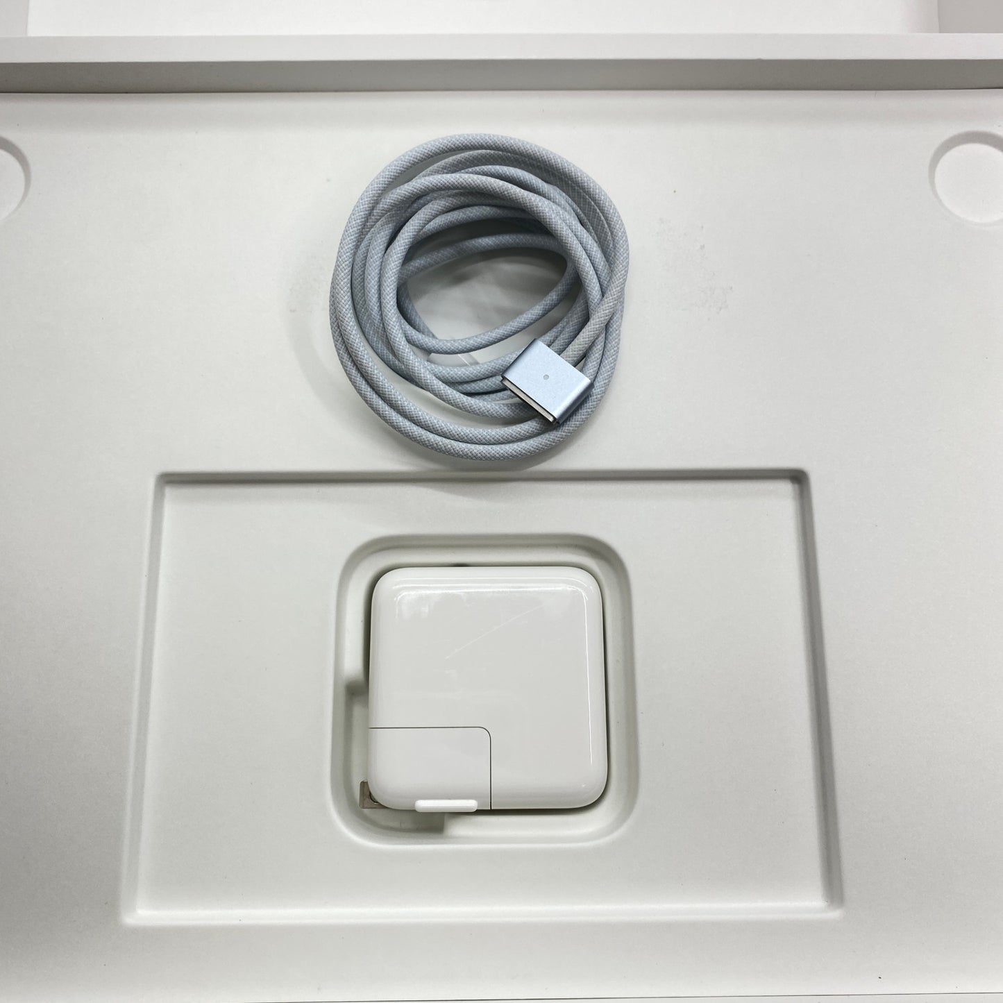 Apple MacBook Air 13インチ M4 16GB 256GB MC6T4J/A バッテリー最大容量100%【C4732-80】