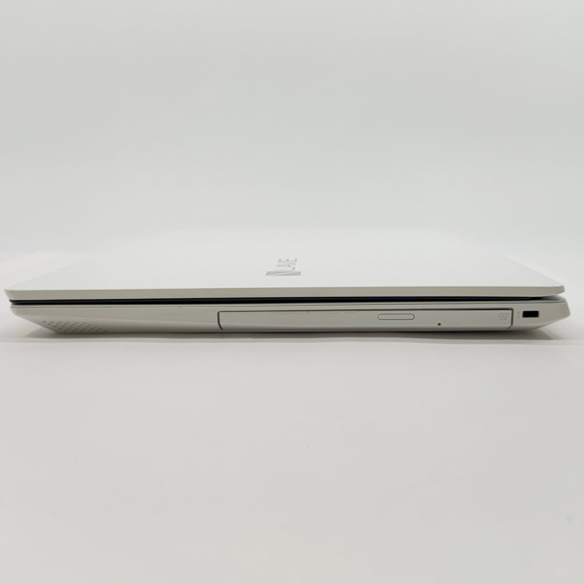 NEC LAVIE PC-GN287JGAS i7 1165G7 8GB SSD512GB Windows11Home バッテリー最大容量89% 【C9516-80】