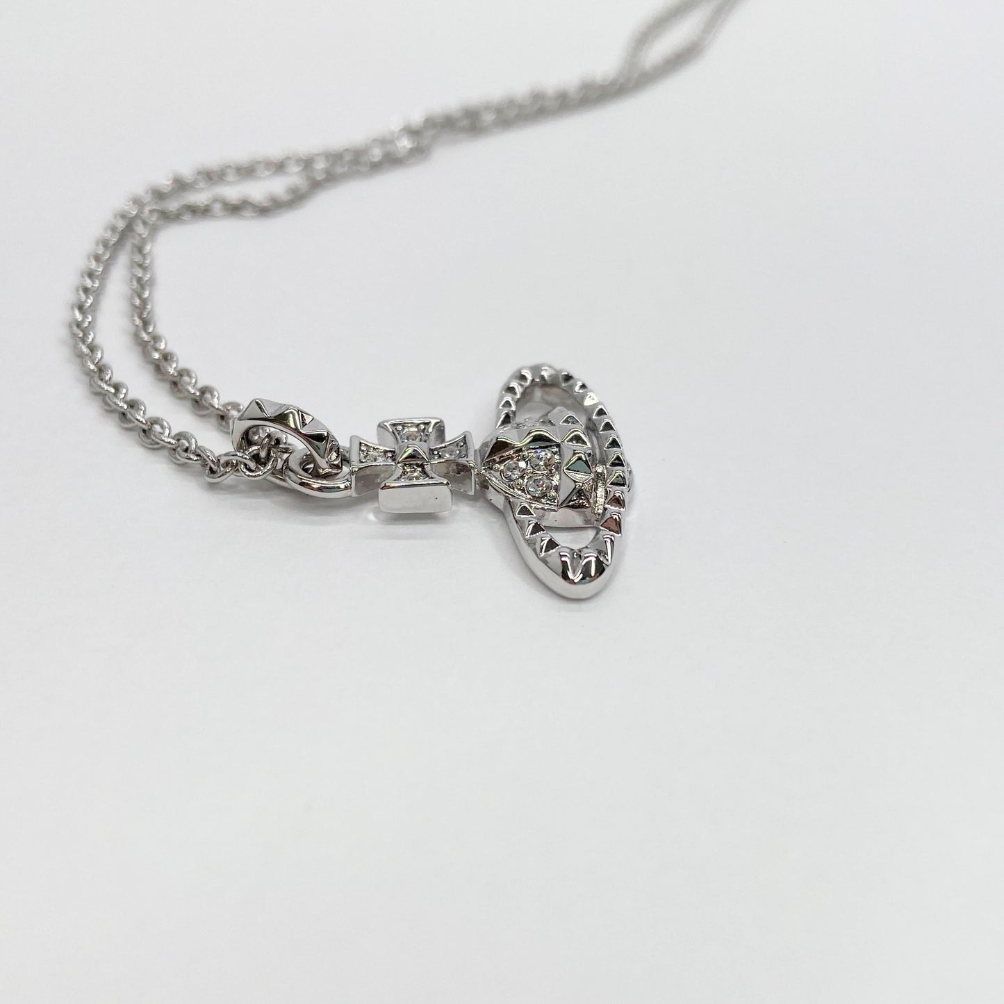 Vivienne Westwood ミニバスレリーフオーブネックレス　【C5753-60】