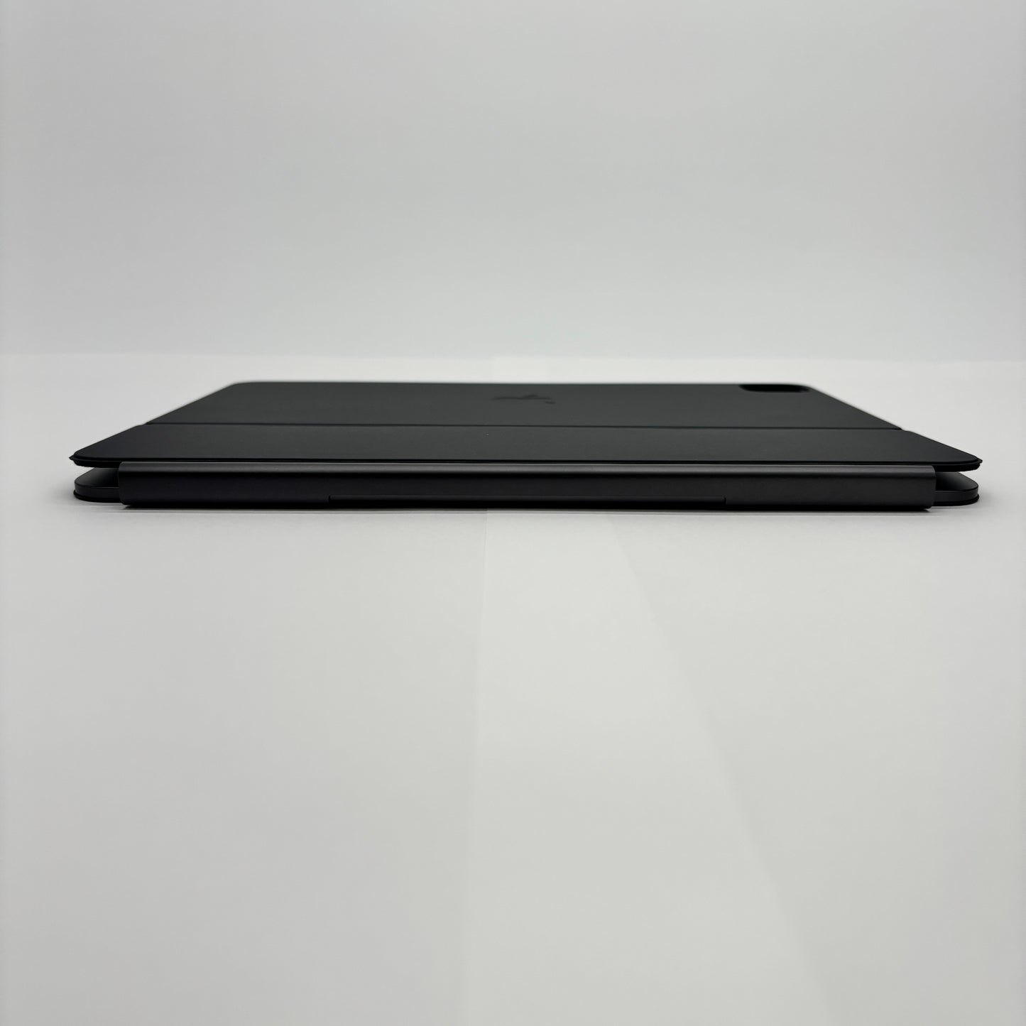 新品同様 美品 Apple iPad Magic Keyboard MWR53J/A 日本語 ブラック【C8533-80】