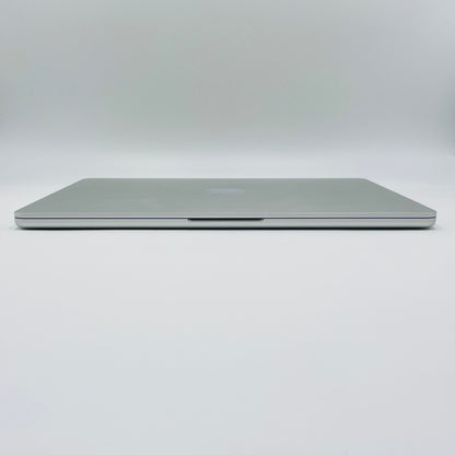 新品同様 美品 Apple MacBook Air 2025 13インチ M4 24GB SSD512GB MC654J/A シルバー 【C4658-80】
